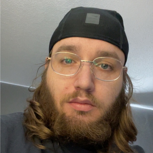 Meet your Posher, Aiden - Picture 2 of 4